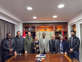 وفد من رؤساء وأعضاء الجاليات العربية في تركيا يقوم بزيارة تضامنية إلى مقر الجالية السودانية في اسطنبول