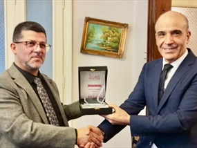 "توليب" تزور القنصلية اللبنانية في اسطنبول تضامنًا مع لبنان بذكرى الاستقلال